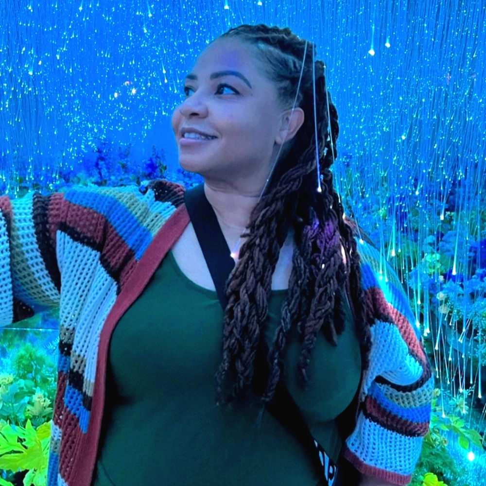 $10 LUXE Makeup & Skin Care - Picture 9 of 16